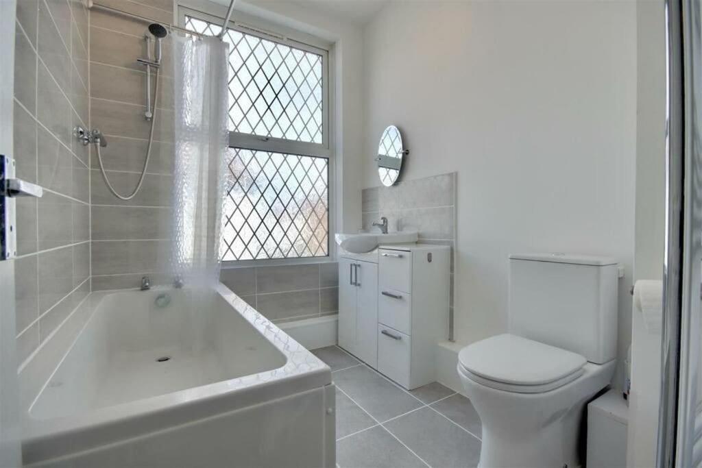 Improved Private House In Central Location Πόρτσμουθ Εξωτερικό φωτογραφία